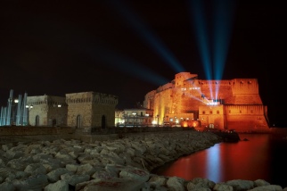 Castel dell'Ovo napoli notte